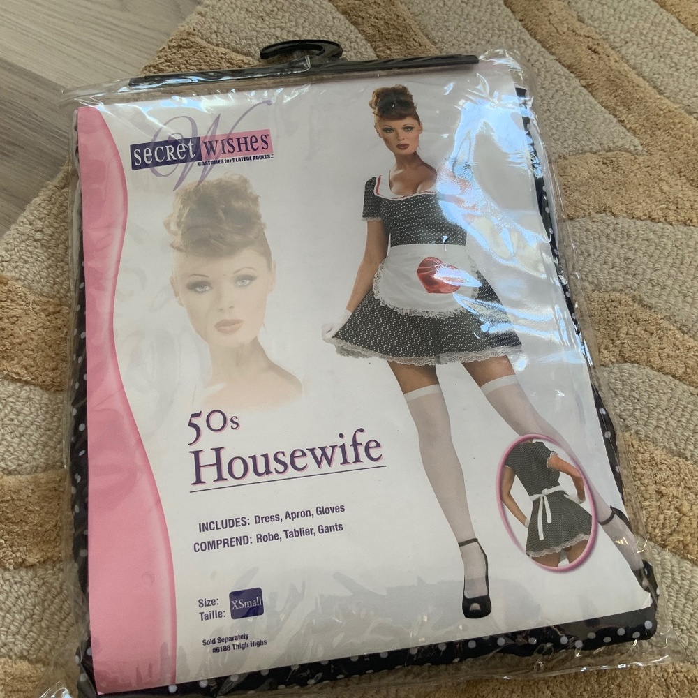 50’s Housewife sexy Costume, Halloween, NEW, XS, Secret Wishes